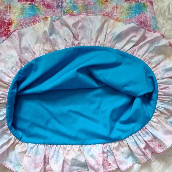 Colorful Sleeveless Dress with Ruffle Hem - Picture 3 of 5